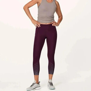 Lululemon sz 4 Tight Stuff Tight II (25") Dark Adobe great like new condition